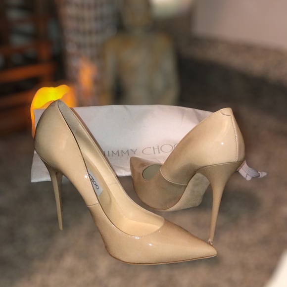 Jimmy Choo Anouk Patent Leather Pump - Picture 2 of 7